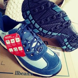 NWT LL Bean snow sneakers